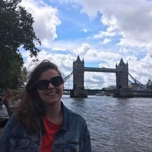 Meet your Posher, Katie